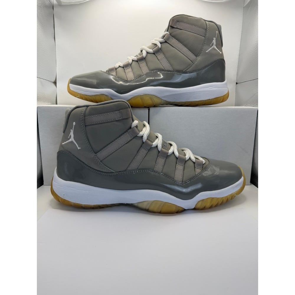 Jordan Men's Sneakers Grey White Gum